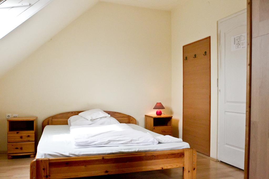 Bed and Breakfast Szekely Fogado Tunyogmatolcs Zimmer foto