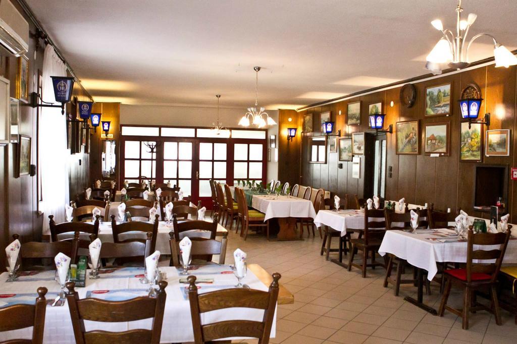 Bed and Breakfast Szekely Fogado Tunyogmatolcs Exterior foto
